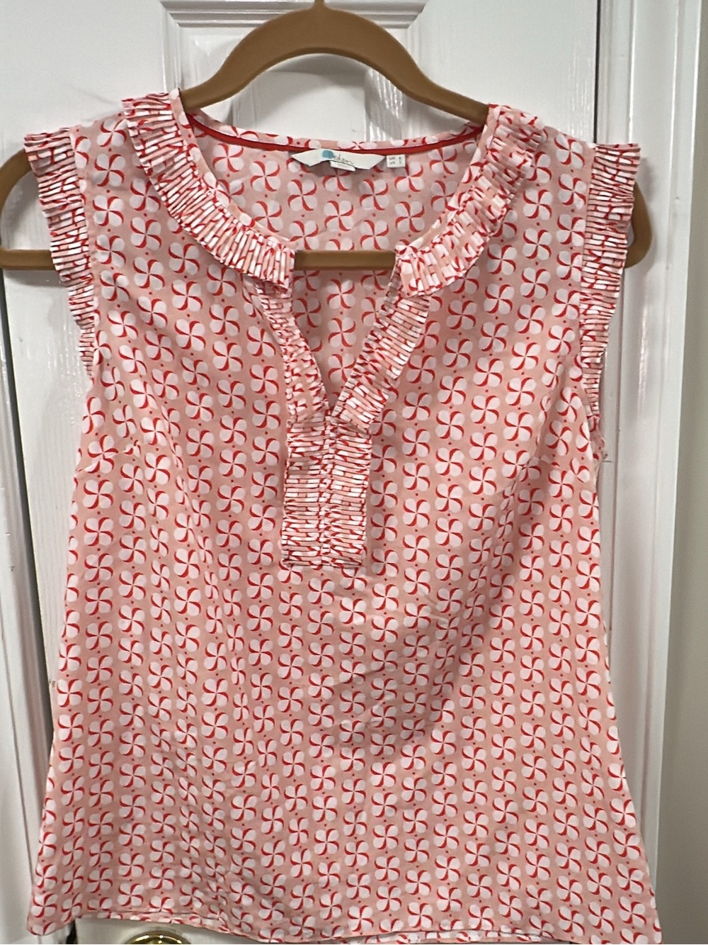 Boden Pink Geometric Ruffle-Trim Sleeveless Top pit-pit 17 (mix43)